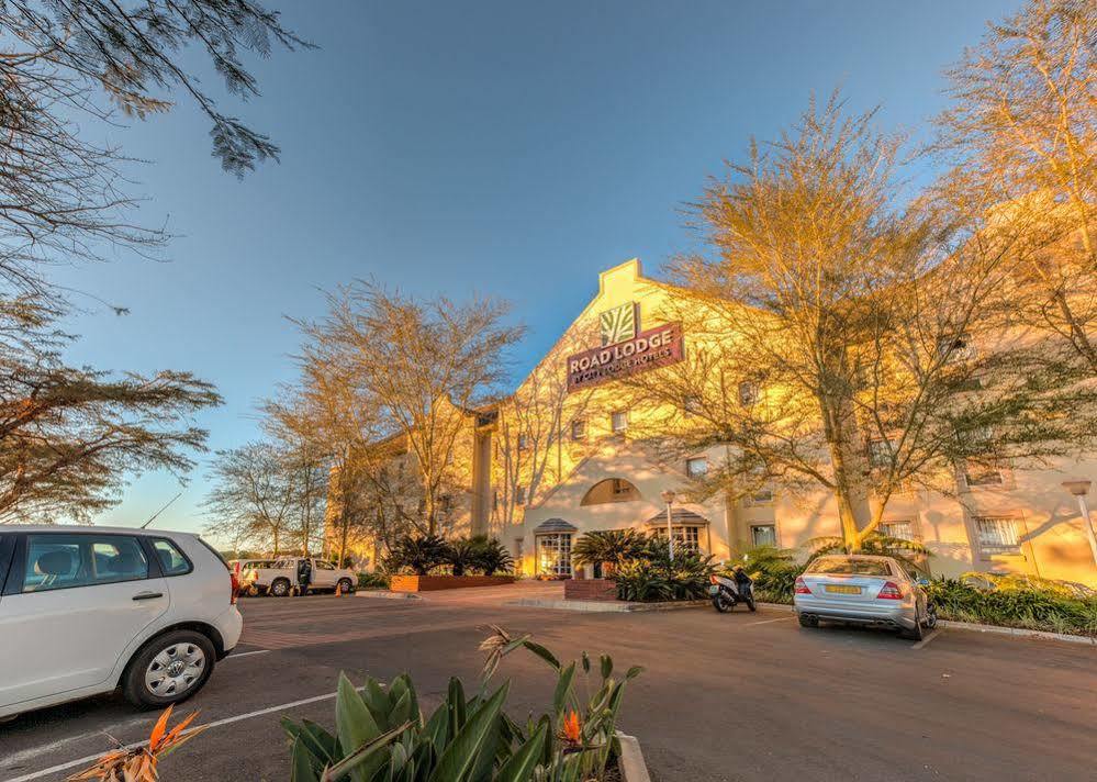 Road Lodge Rustenburg Extérieur photo