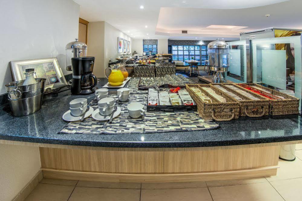 Road Lodge Rustenburg Extérieur photo